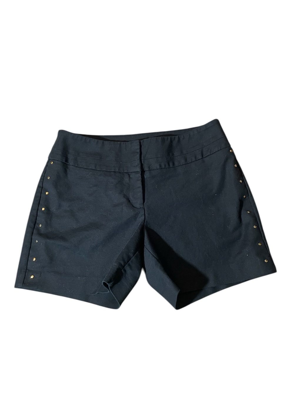 B3- Apt 9 size 8 Women’s Black Studded Stretch Shorts